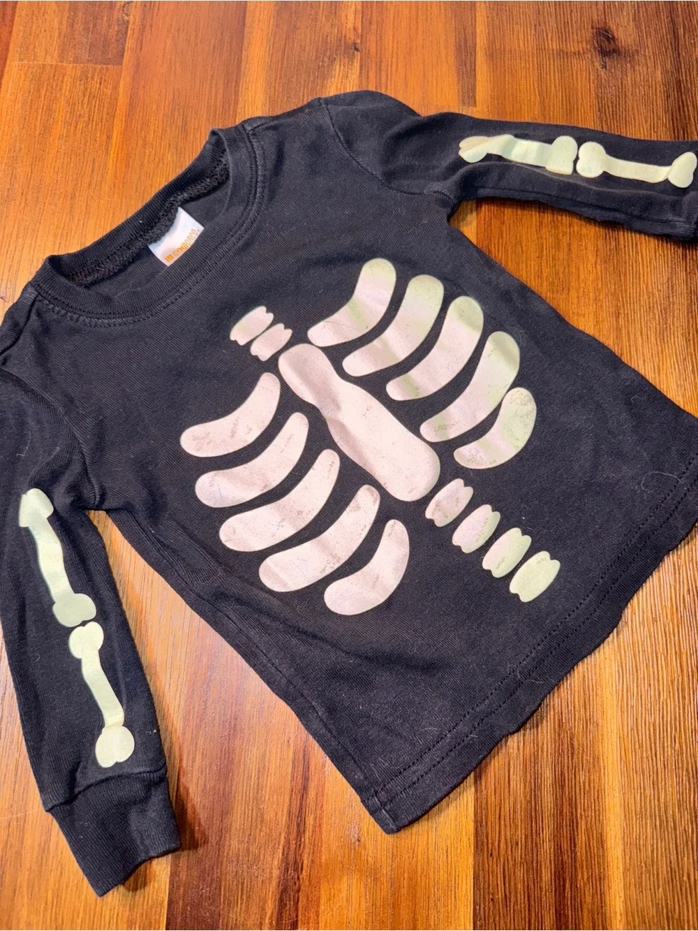 🎃 Gymboree Glow-in-the-Dark Skeleton Halloween Pajamas — 12–18 Months
